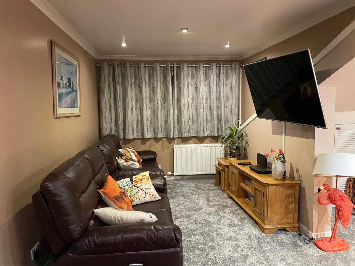 Premium 2Nd Floor 2 Bed Apt Sleeps 4 Adults In Oban Town Exteriör bild