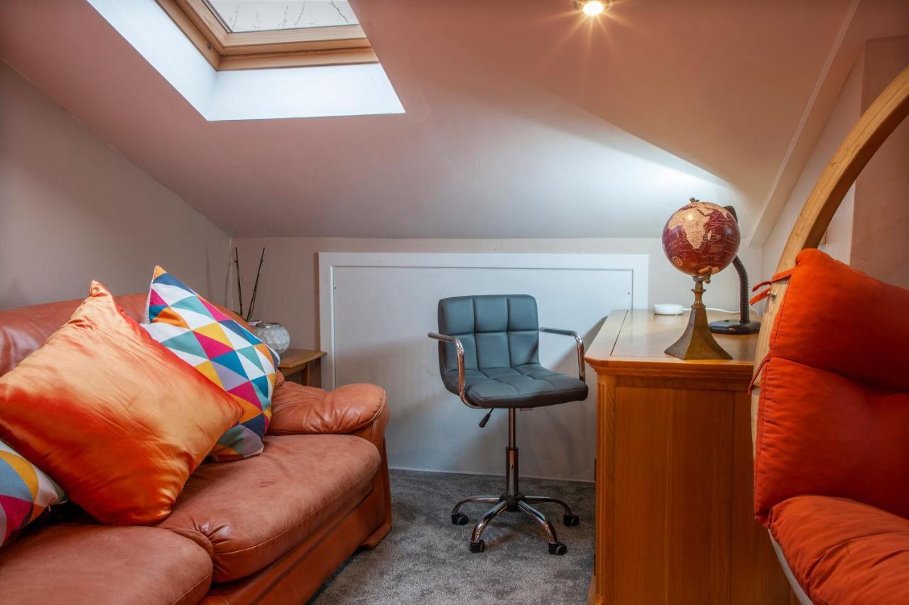 Premium 2Nd Floor 2 Bed Apt Sleeps 4 Adults In Oban Town Exteriör bild