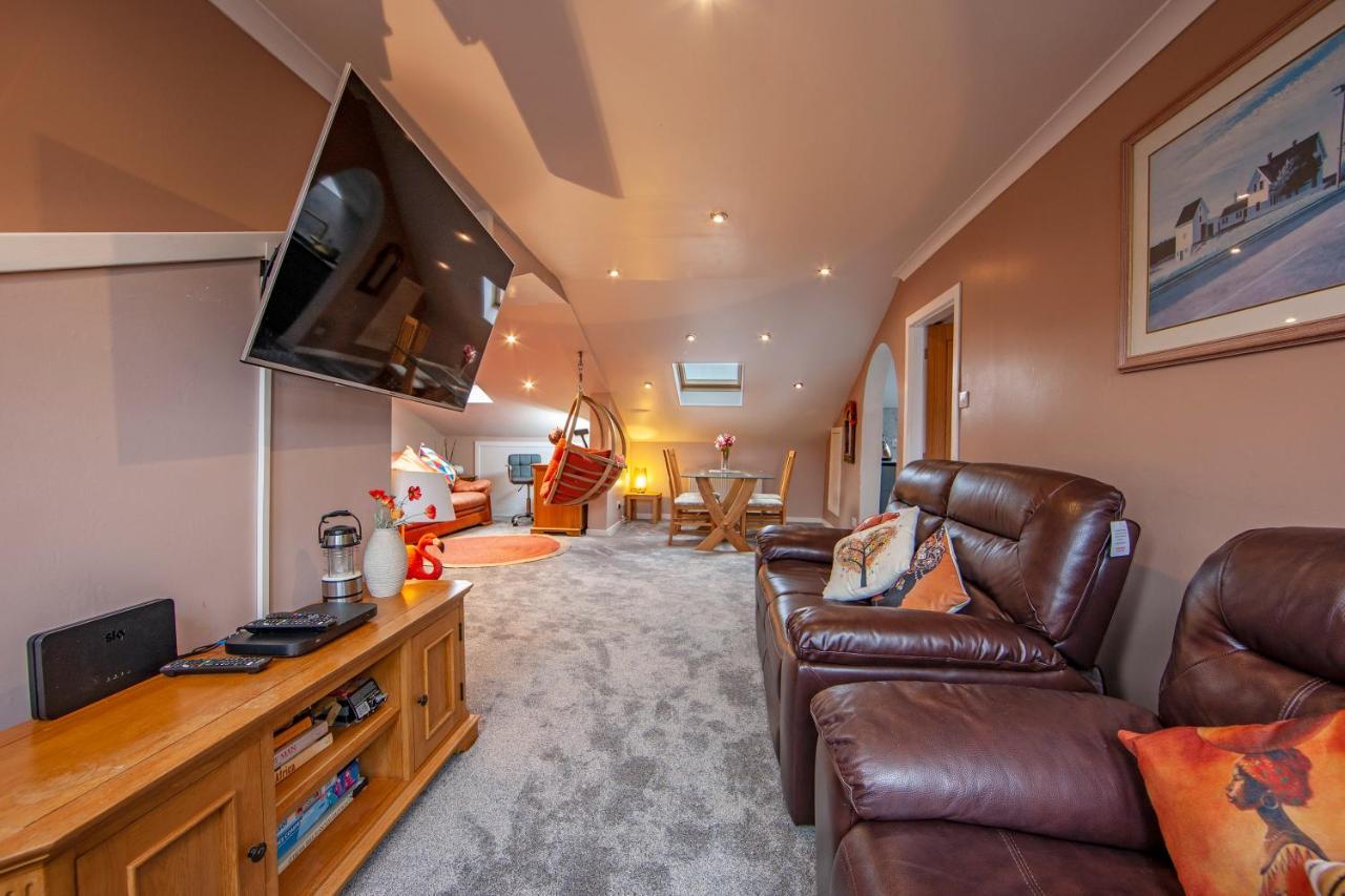 Premium 2Nd Floor 2 Bed Apt Sleeps 4 Adults In Oban Town Exteriör bild