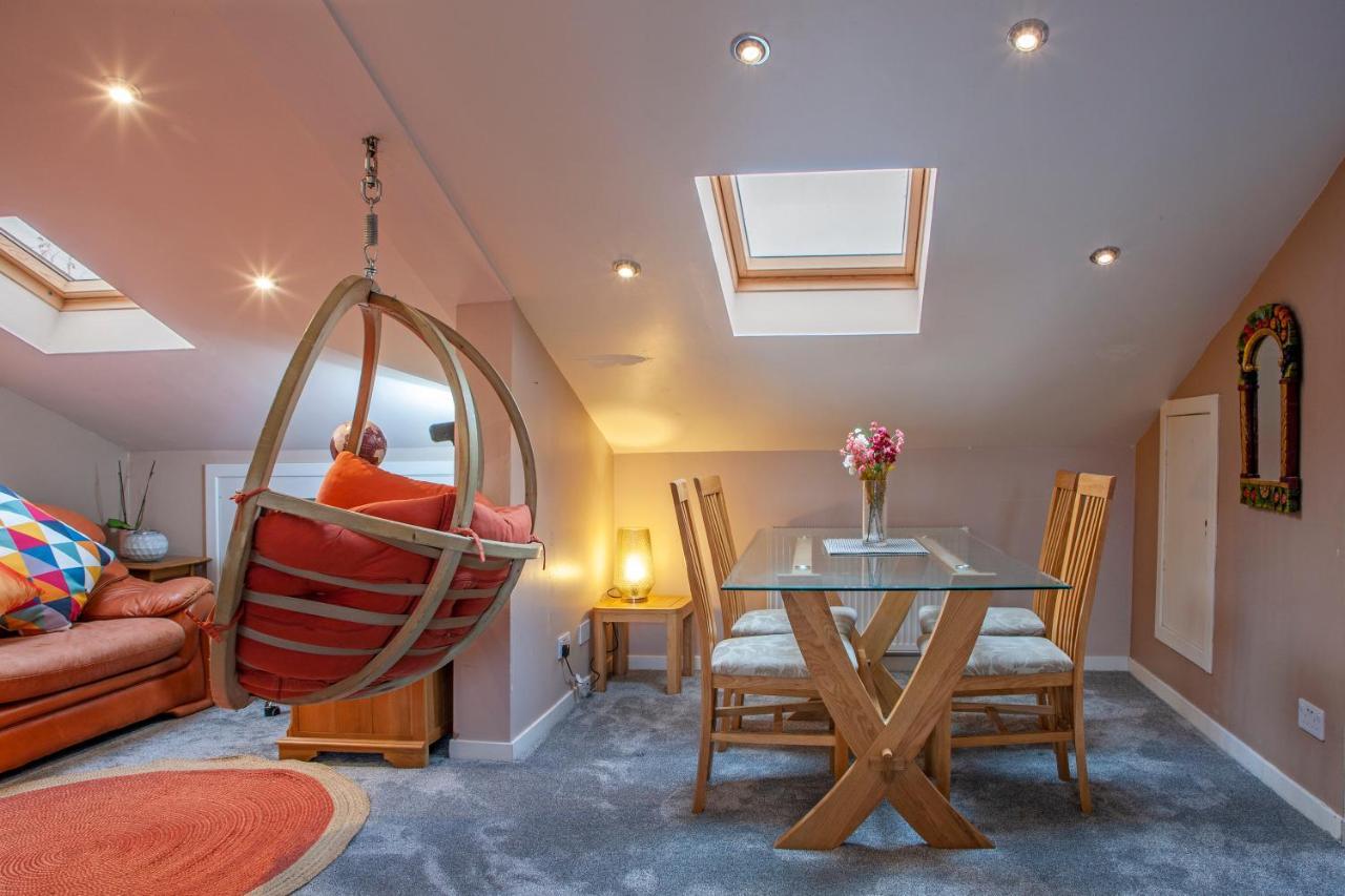 Premium 2Nd Floor 2 Bed Apt Sleeps 4 Adults In Oban Town Exteriör bild